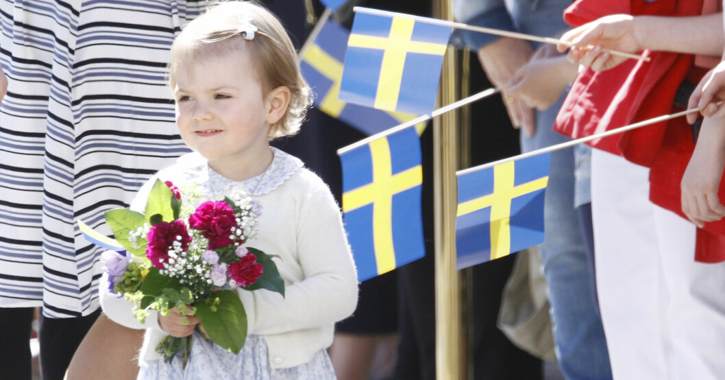 Så här såg det ut sist prinsessan Estelle utförde uppdrag i Östergötland, bara två år gammal. Prinsessan Estelles första officiella uppdrag