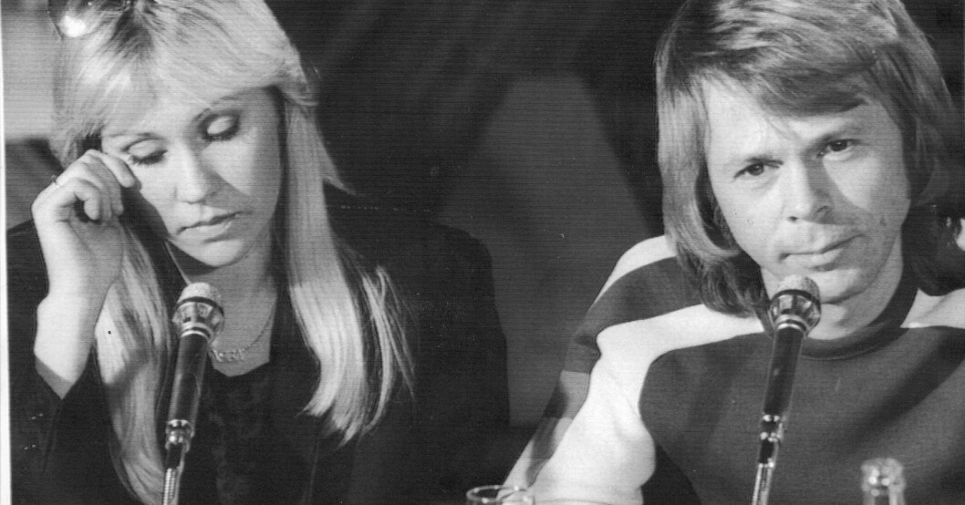 Agnetha Fältskog och Björn Ulvaeus berättade om sin skilsmässa vid en presskonferens.