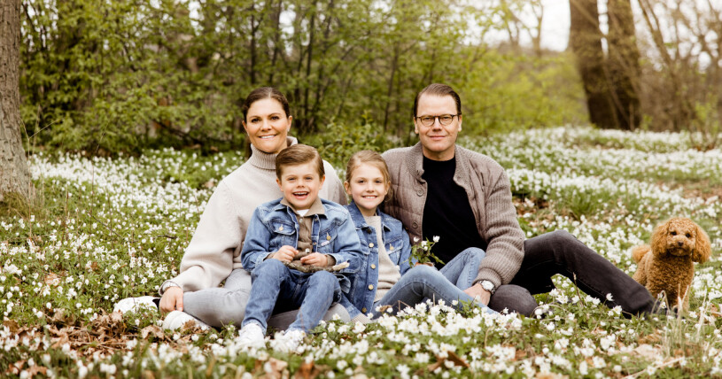 Kronprinsessfamiljen vid Haga slott.