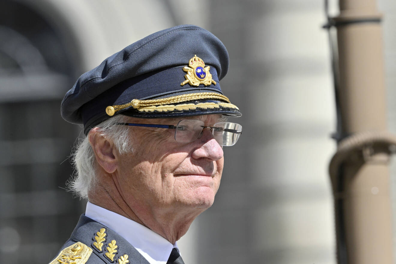 Kung Carl XVI Gustaf vid firandet av kungens födelsedag på Stockholms slott på lördagen.