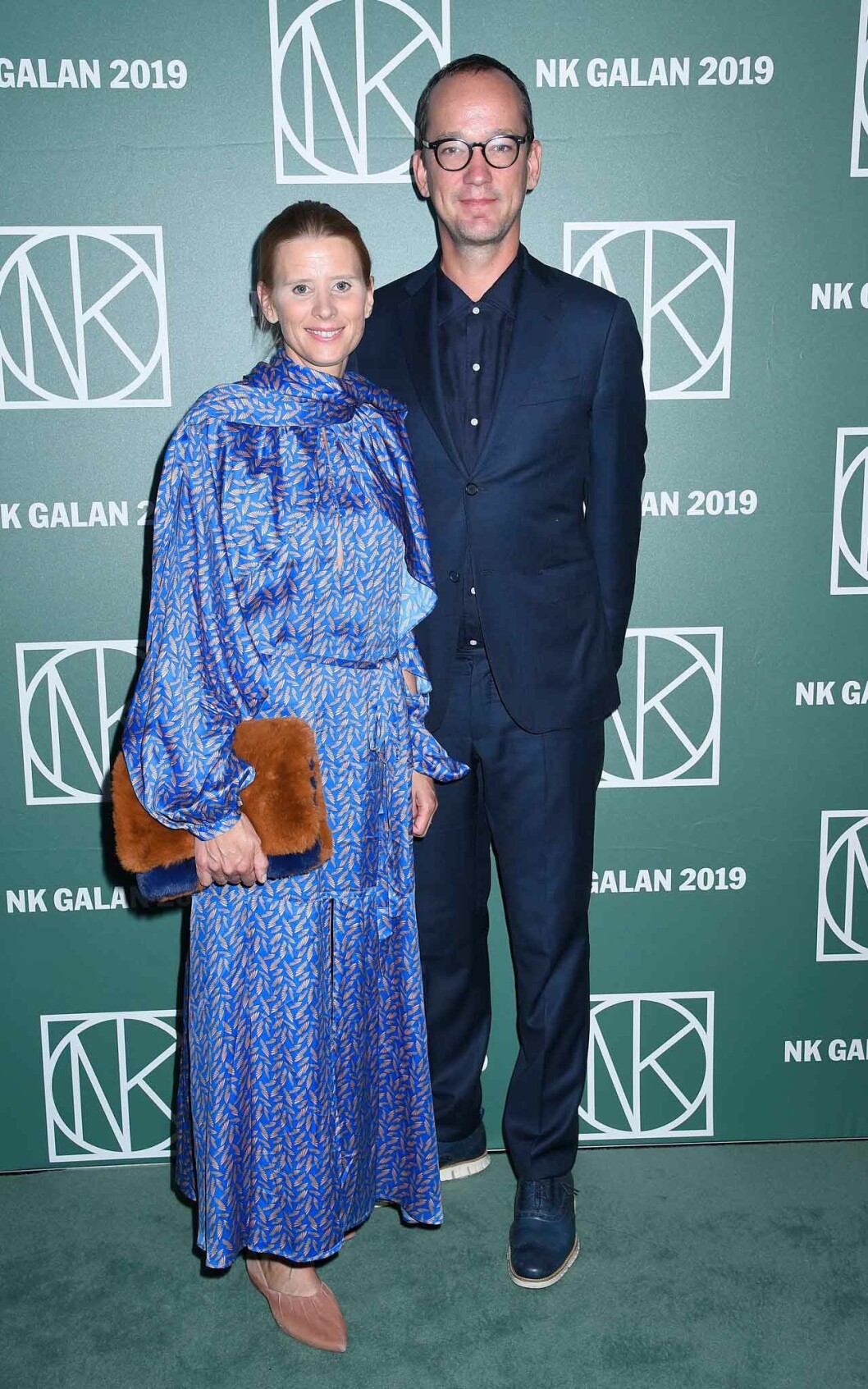 Alexandra och Michael Storåkers tog sig till vackra Skeppsholmskyrkan för gala.