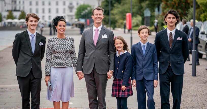Prins Joachims barn kommer från och med januari nästa år inte använda sina prins- och prinsesstitlar. Prins Joachim, prinsessan Marie, prins Nikolai, prins Felix, prinsessan Athena och prins Henrik