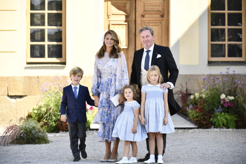 Madeleine gick också på en säker favorit med en klänning från Zimmermann.
