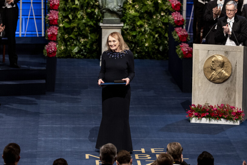 Annie Ernaux, årets Nobelpristagare i litteratur. Annie Ernaux, årets Nobelpristagare i litteratur, vid Nobelprisutdelningen i Konserthuset i Stockholm på lördagen