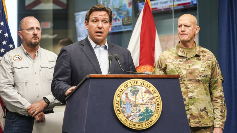 Floridas guvernör Ron DeSantis varnar för orkanen Ian