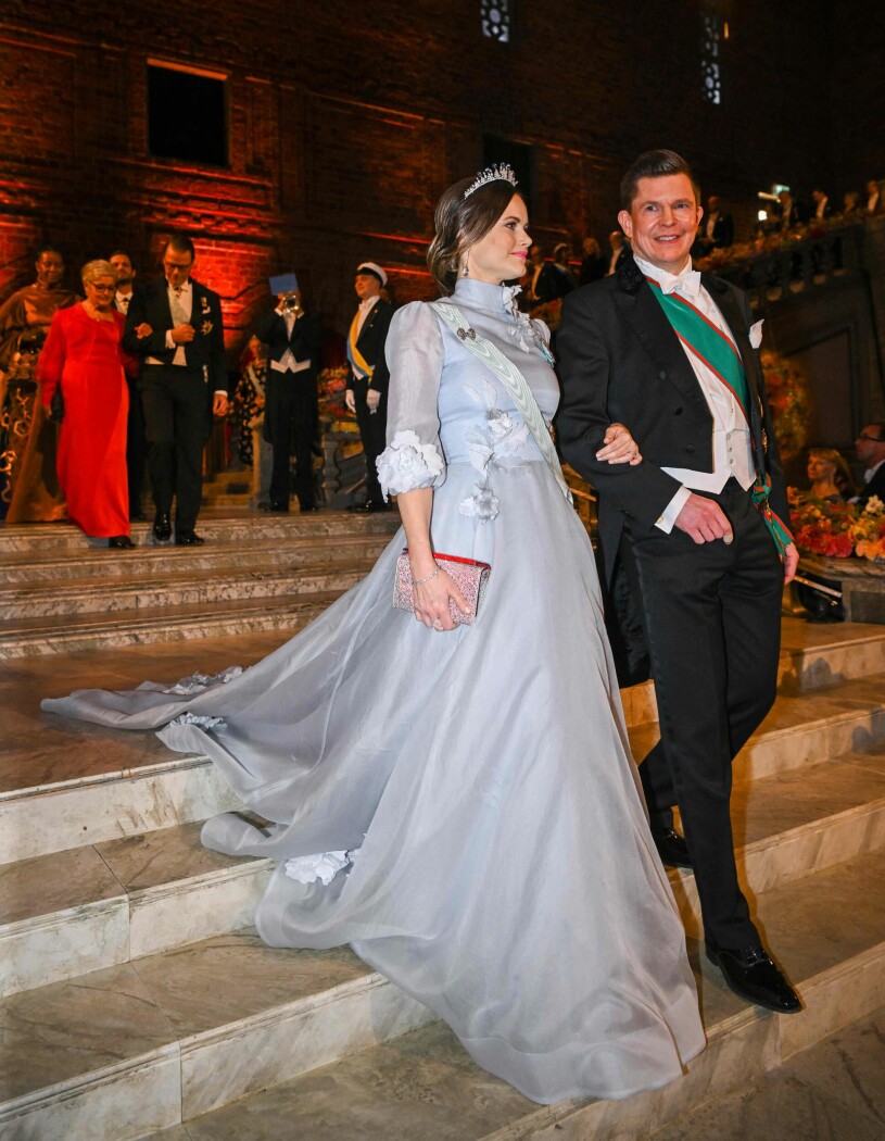 Prinsessan Sofia och talmannen Andreas Norlén. Prinsessan Sofia och talmannen Andreas Norlén anländer till Nobelbanketten i Stadshuset i Stockholm 2022