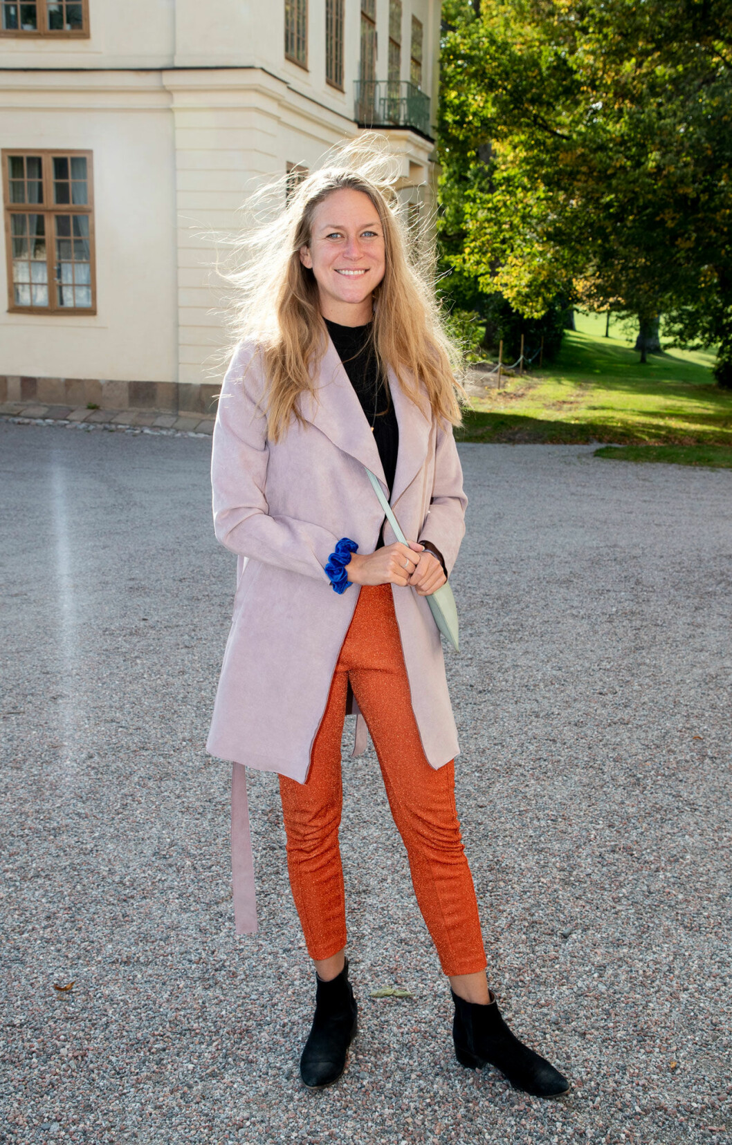 På strålande sensommarhumör minglade Sara Garanty. På strålande sensommarhumör minglade Sara Garanty.