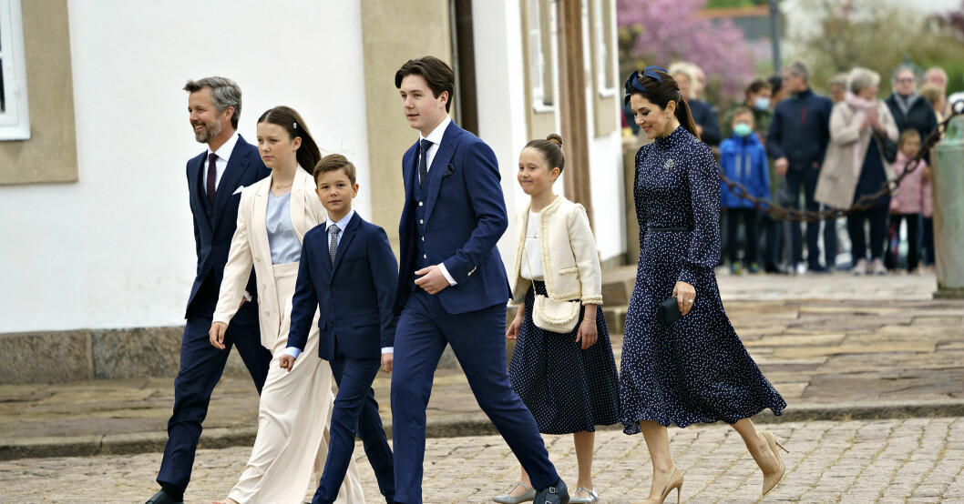 Hela familjen på ingång! prins christian konfirmation