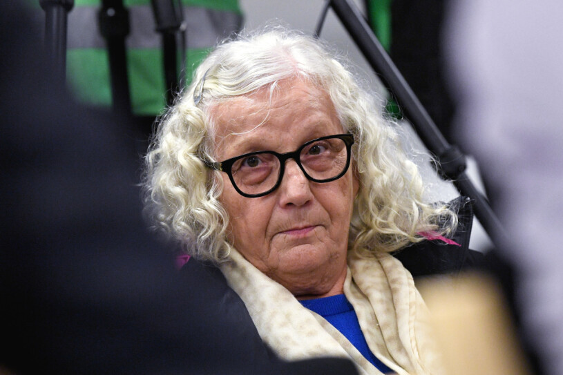 Jurka Gravic, Zlatan Ibrahimovic's mamma, inför avtäckningen av Zlatanstatyn i Malmö.