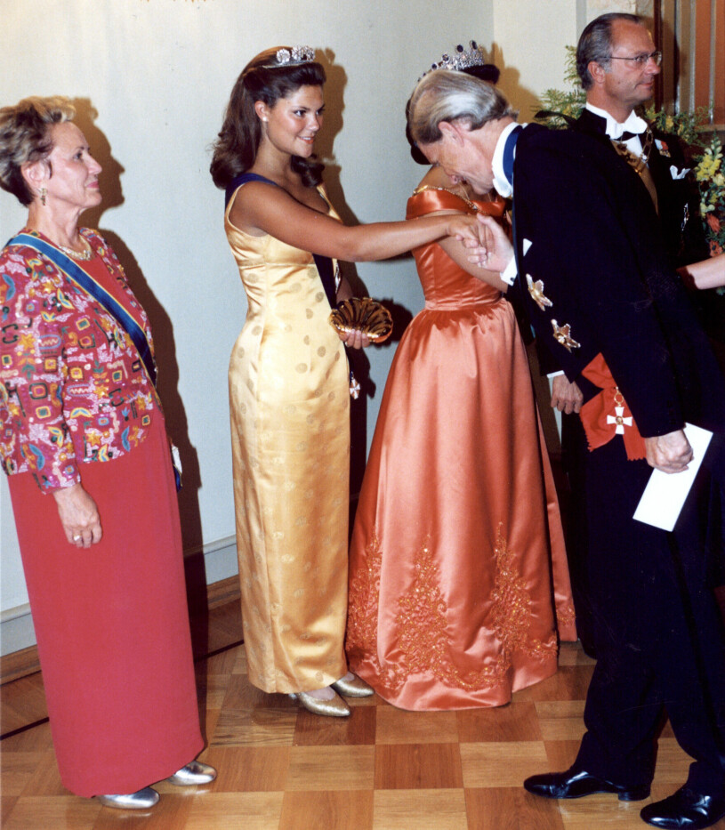 Kronprinsessan Victorias första officiella utlandsresa – det blev Victoria-feber i Finland. Kronprinsessan Victoria i Finland 1996