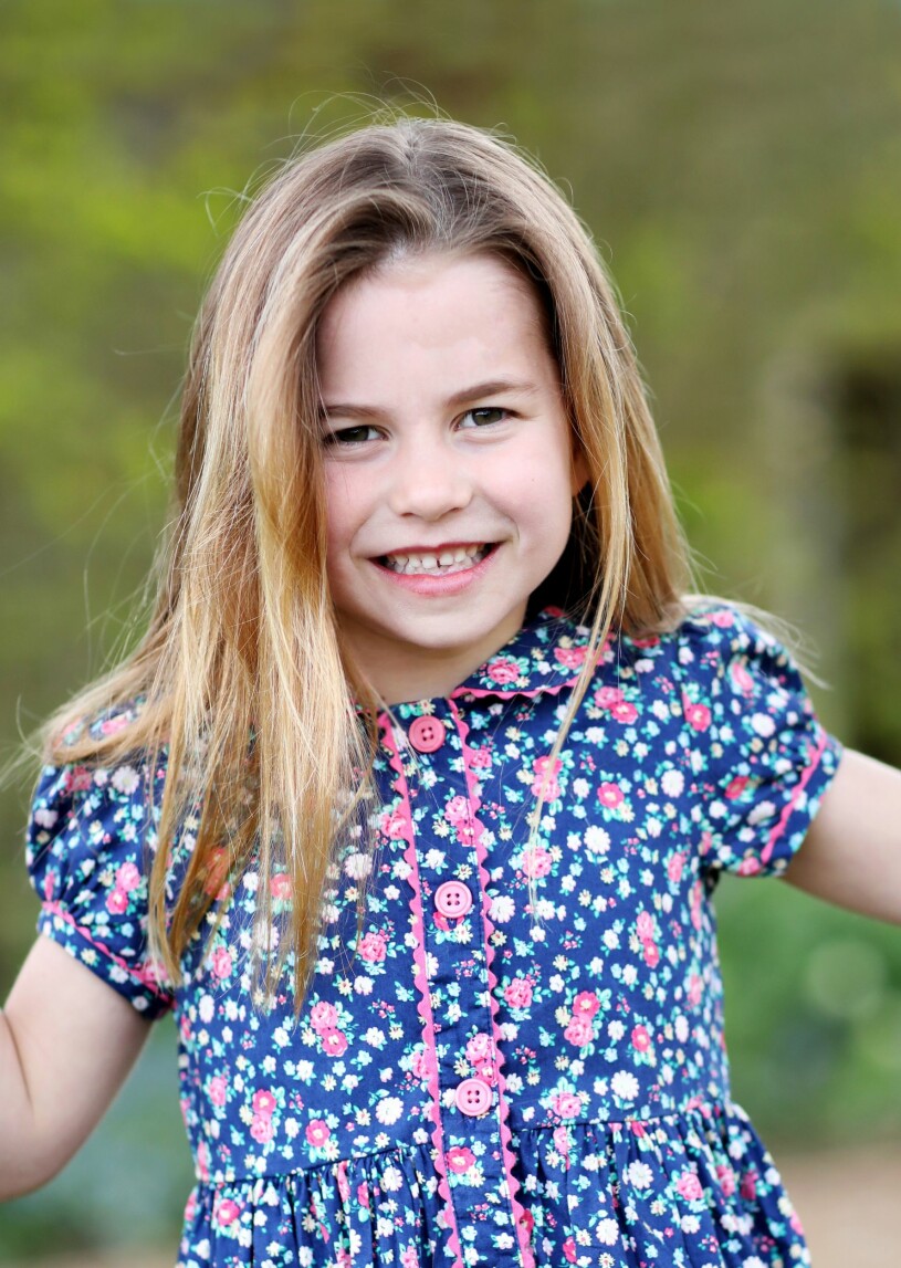 Charlotte fyller år vilket markeras med en ny bild på prinsessan! Prinsessan Charlotte