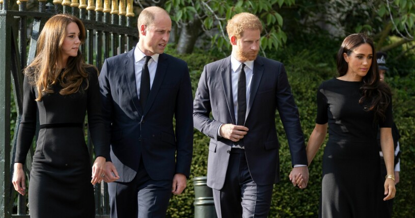 Kate, William, Harry och Meghan syntes ihop för första gången sedan 2020.