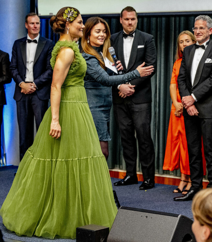 Kronprinsessan var också kvällens kungliga prisutdelare. Kronprinsessan Victoria firar Svenska Handelskammaren 60 år i Amsterdam