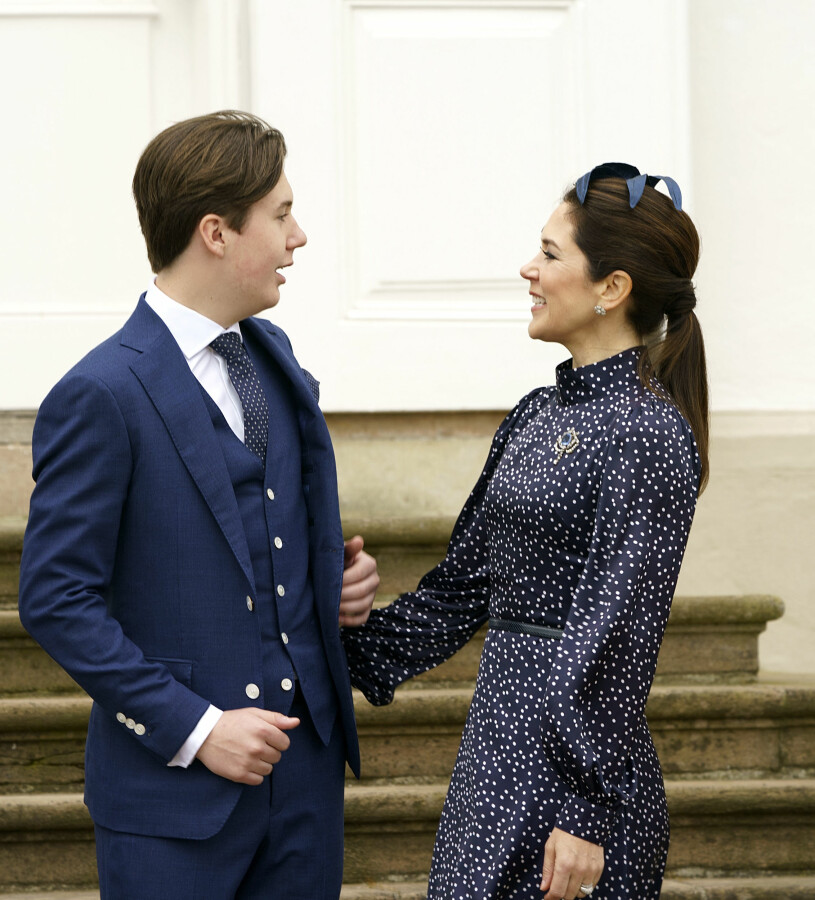 Gratulationer från mamma Mary. prins christian konfirmation