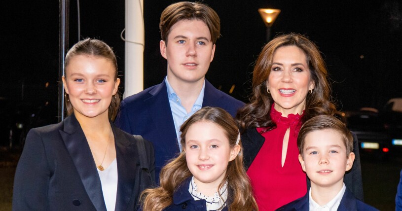 Kronprinsessan Mary med sina fyra barn. Kronprinsessan Mary, prins Christian, prinsessan Isabella, prinsessan Josephine, prins Vincent