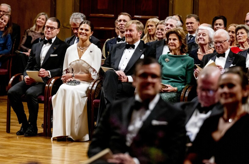De kungliga gästerna verkade gilla musiken. Kungafamiljen på konsert med Tim Kliphuis i Stockholms konserthus