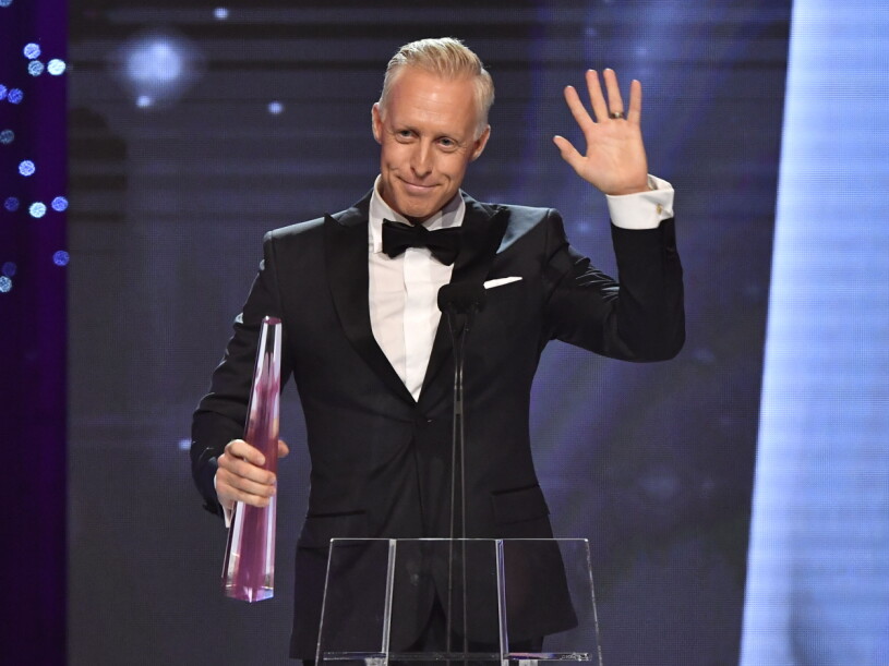 André Pops för priset för årets Sport -TV profil vid Kristallengala på Stockholmsmässan under fredagen.