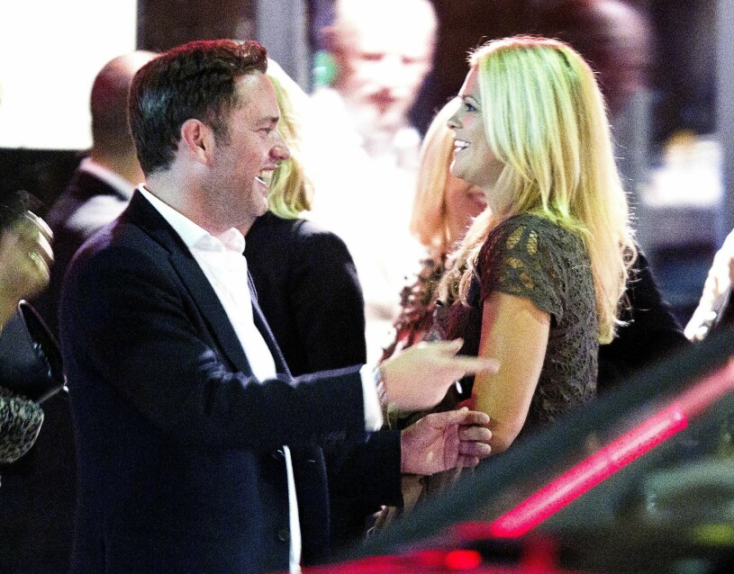 Chris och Madeleine i Stockholm i augusti 2010. Då visste ingen att de var på väg att bli ett par. Första bilden på prinsessan Madeleine och Chris O’Neill – utanför Riche i Stockholm 2010