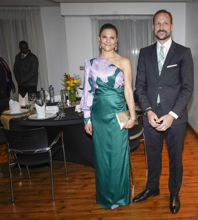 Kronprinsessan Victoria och kronprins Haakon på UNDP:s middag i Nairobi, Kenya