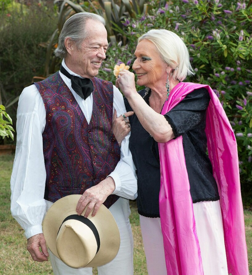 Prinsessan Micaela med maken Henri, som var ättling till Frankrikes sista kung. Prinsessan Micaela med sin man prins Henri, mer kända som greven och grevinnan av Paris
