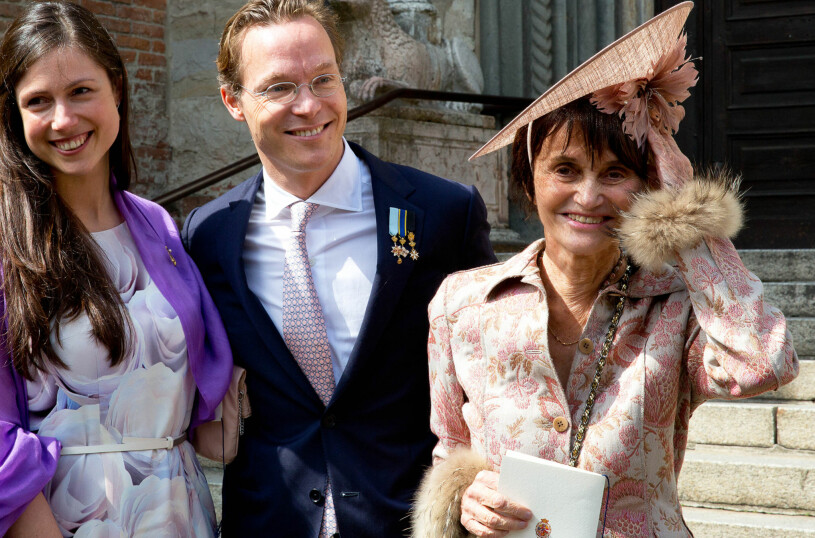 Prinsessan Maria Teresa (till höger) blev den första kungligheten som dog i covid-19. Prinsessan Maria Teresa av Bourbon-Parma
