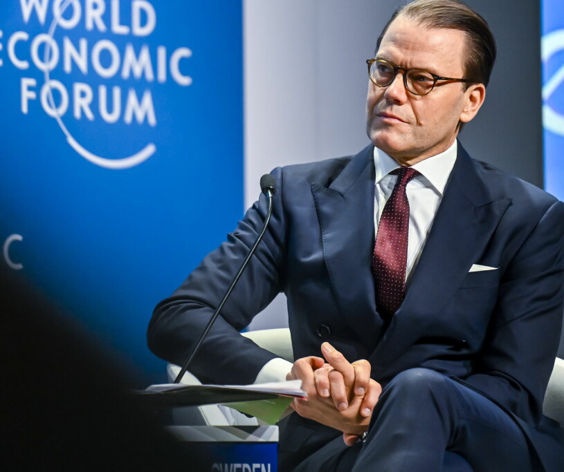 ...men prins Daniel håller stilen och får med beröm godkänt! Prins Daniel på World Economic Forum 2023 i Davos