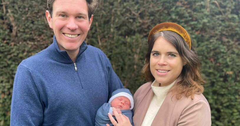 Eugenie och Jack fick sonen August i februari. Prinsessan Eugenie med maken och sonen