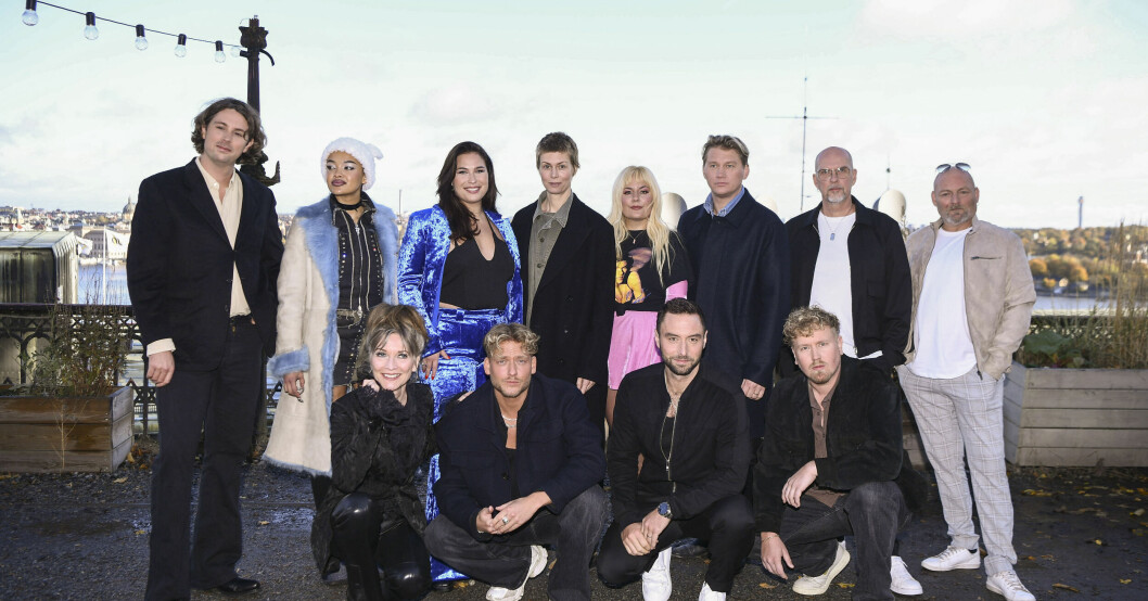 Artisterna som medverkar i årets Så mycket bättre är Albin Lee Meldau, Daniela Rathana, Molly Hammar, Anna Ternheim, Maja Francis, John Engelbert, Mats Wester, Håkan Hemlin. Främre raden fr v: Anne-Lie Rydé, Kim Vadenhag, Måns Zelmerlöw och Sonny Fahlberg. Artisterna i Så mycket bättre 2022