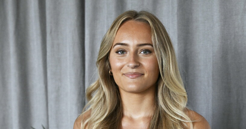 Ebba Årsjö, 21, har gjort stor succé i Paralympics och klassas i dag som en av Sveriges bästa paraidrottare. Ebba Årsjö