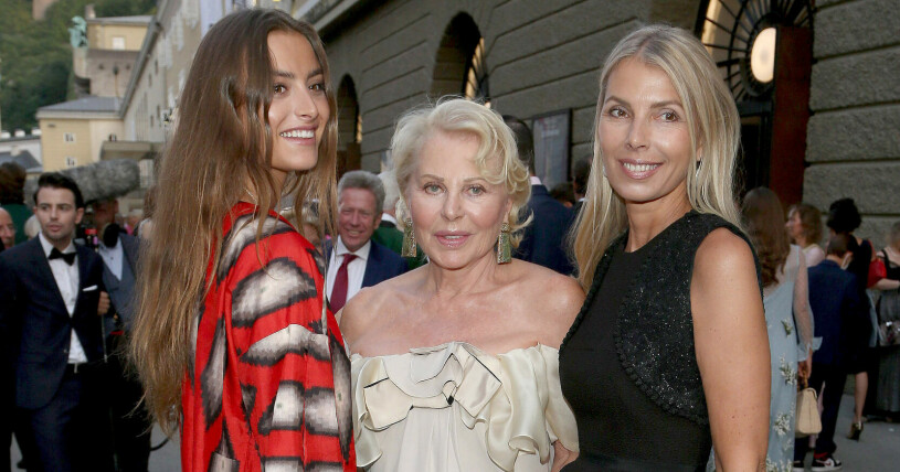 Eva syntes senast till på en premiär i augusti! Eva O'Neill
