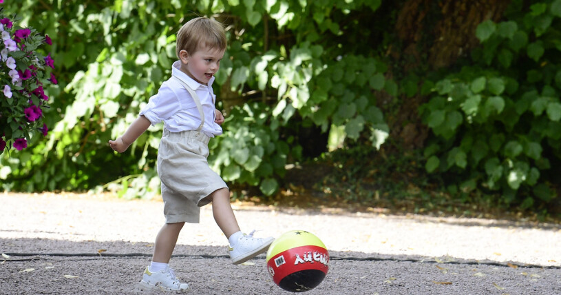 Prins Oscar – en fotbollsfantast precis som sin far! Foto: Prins Oscar