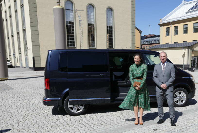 Kronprinsessan Victoria i Norrköping, här med SMHI:s generaldirektör Håkan Wirtén.