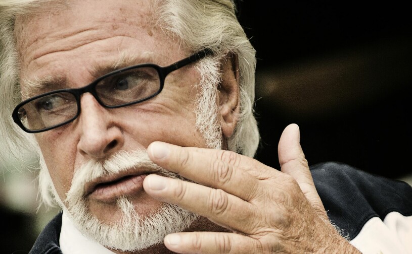 Ulf Brunnberg var inte speciellt intresserad av att svara på Emil Perssons intima frågor. Ulf Brunnberg
