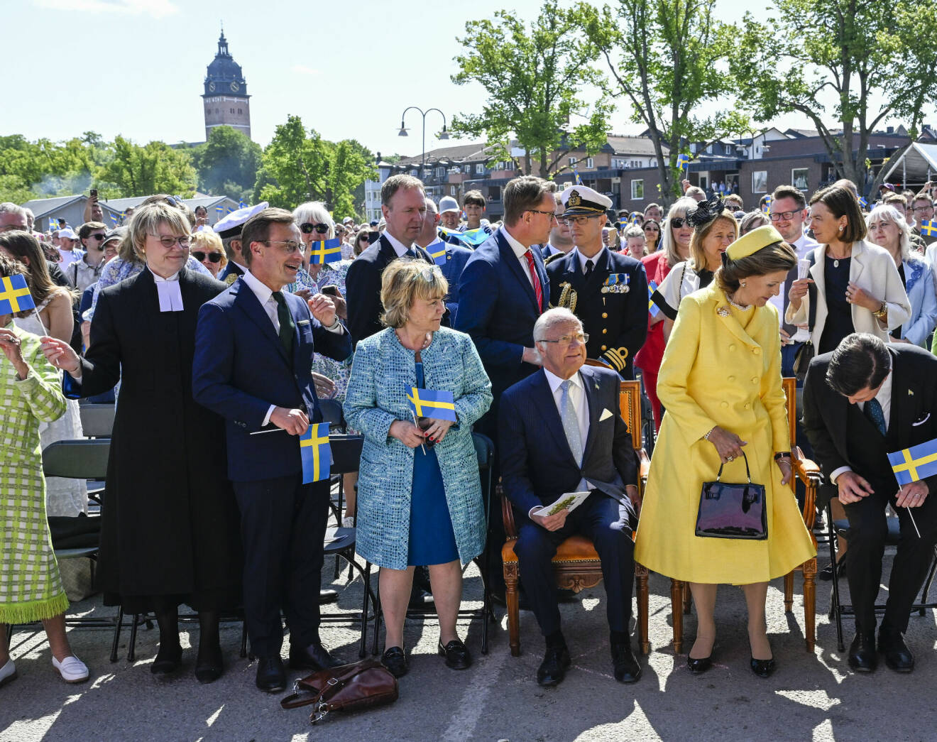 Nationaldagen 2023 i Strängnäs: Ulf Kristersson och Birgitta Ed, Sörmlands landshövding Beatrice Ask, kungaparet och drottning Silvia.
