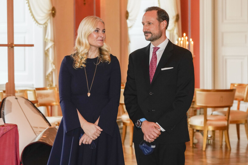 Två mycket stolta föräldrar. Mette-Marit och Haakon