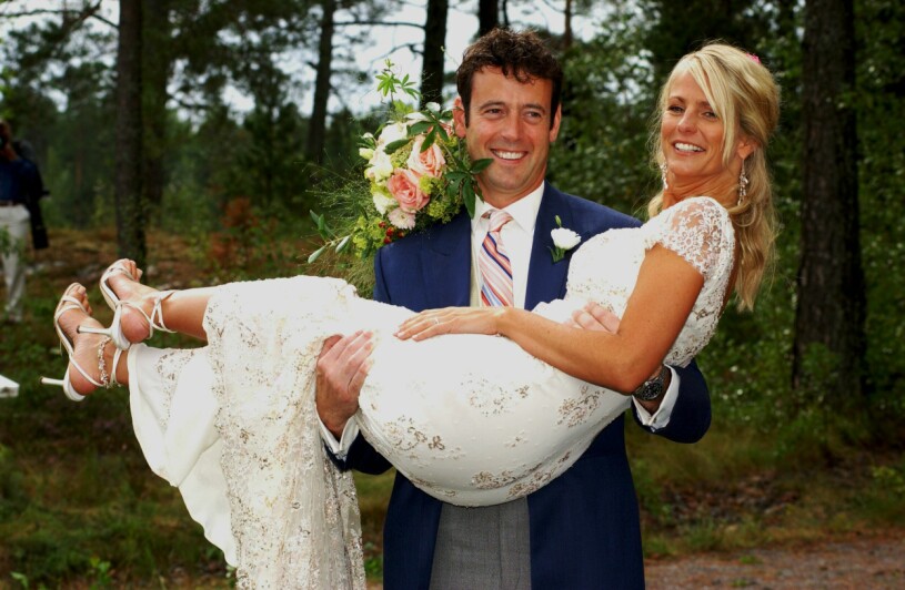Ulrika har varit gift tre gånger. 2003 gifte hon sig med Lance Gerrard-Wright på Värmdö. Ulrika Jonsson Lance Gerrard-Wright bröllop