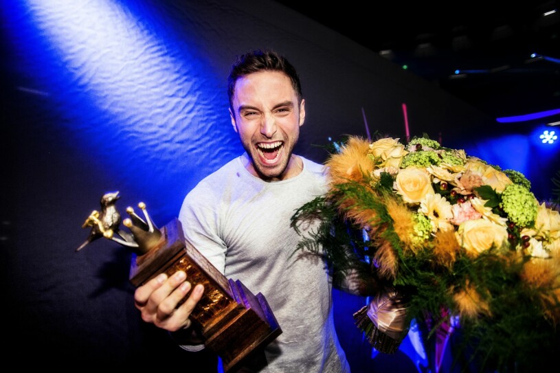 Måns firade alltså Mellosegern 2015 med en kyss!