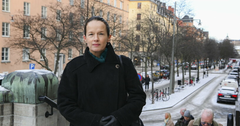 Malin Berghagen på plats på Lasse Lönndahls begravning. Malin Berghagen på Lasse Lönndahls begravning