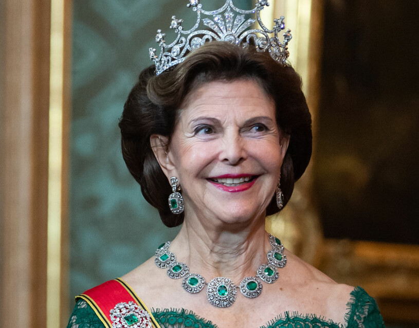 Drottning Silvia och hennes smaragder. Egentligen är detta ett skärp! Drottning Silvia smaragder