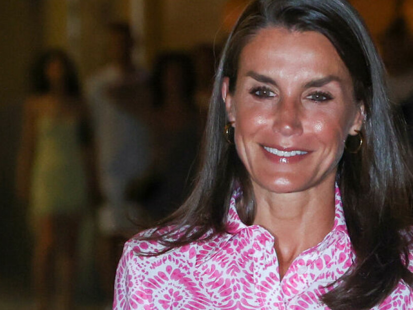 Drottning Letizia. I höst fyller hon 50. Drottning Letizia fotograferad på semestern