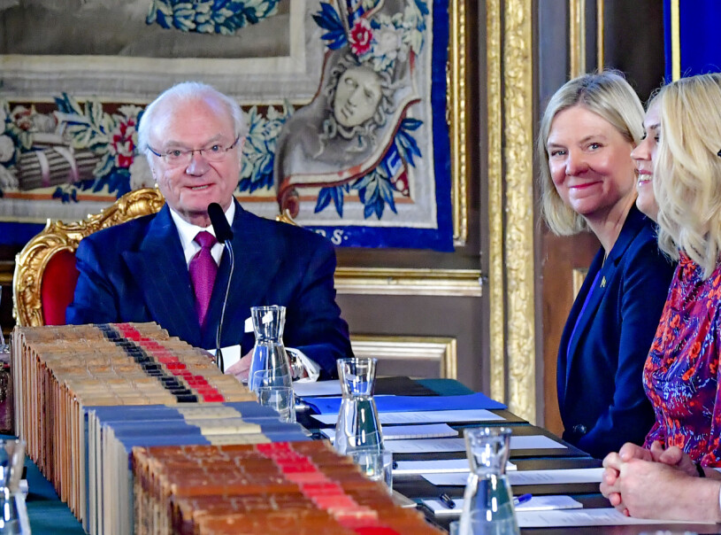 Magdalena Andersson på slottet 2021. Kungen med förra statministern Magdalena Andersson