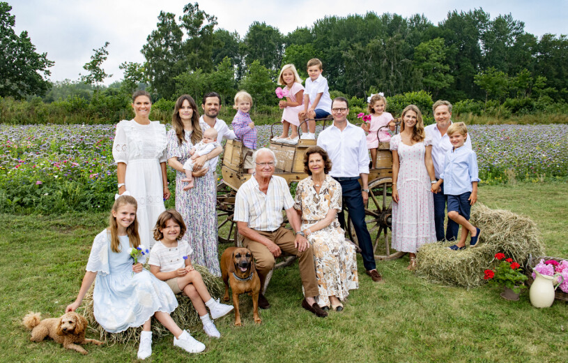 Silvia är som lyckligast när hela familjen är samlad. Kungafamiljen fotograferad på Solliden på Öland i juli månad 2021.