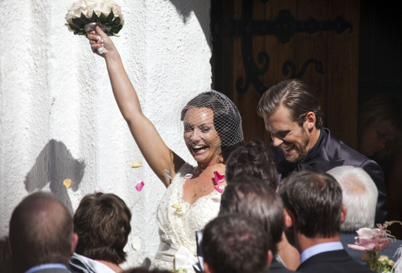 2010 gifte sig Emma och Henrik i Brunnby kyrka nära Mölle i skåne. Foto: Emma Zetterberg och Henrik Zetterberg bröllop