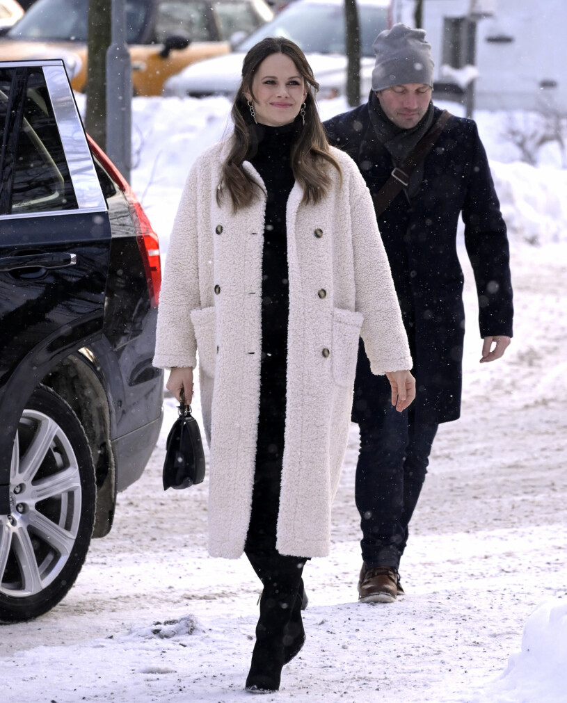 Senaste bilden på prinsessan Sofia. Nu har det varit tyst kring henne i precis en månad. Prinsessan Sofia Sophiahemmet