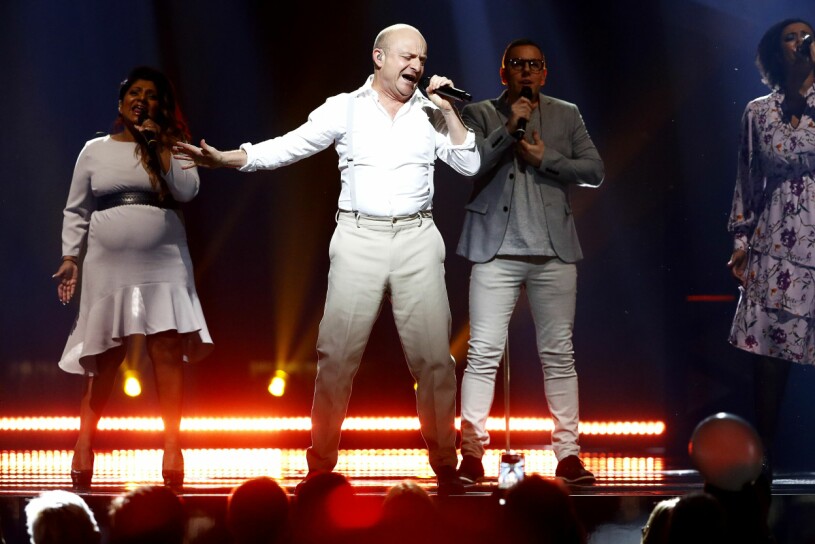 Jonas Gardell tävlade i Melodifestivalen 2018 med låten "Det finns en väg". Jonas Gardell Melodifestivalen, Publikt genrep, fredag 2018