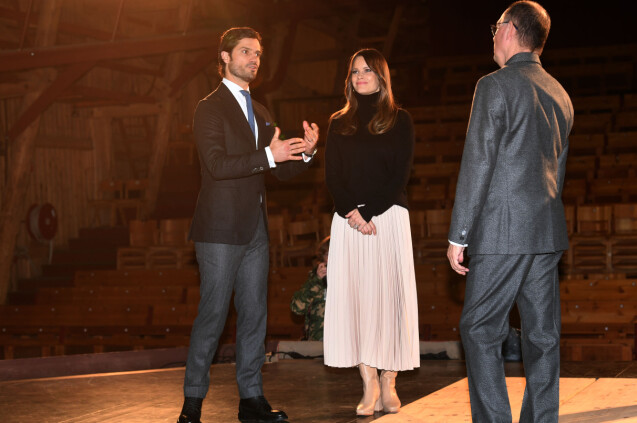 Prinsessan Sofia har setts hålla händerna korsade framför magen. Foto: TT
