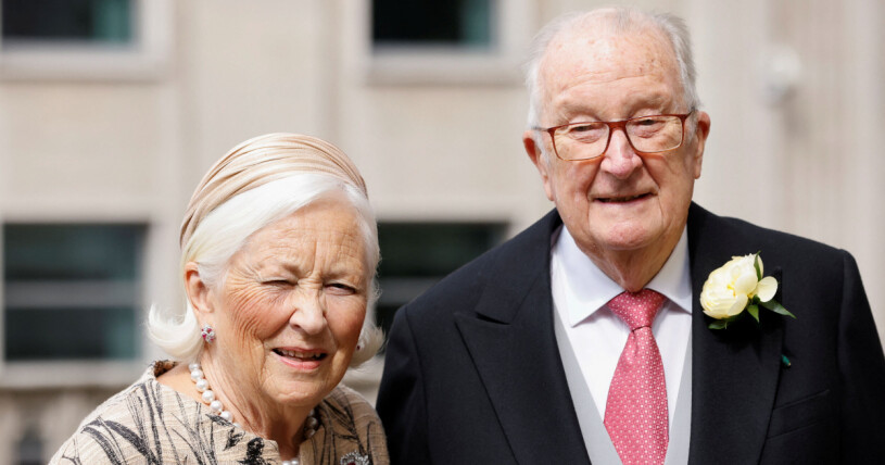 Drottning Paola och kung Albert, bara veckor innan drottningens senaste fallolycka. Drottning Paola och kung Albert