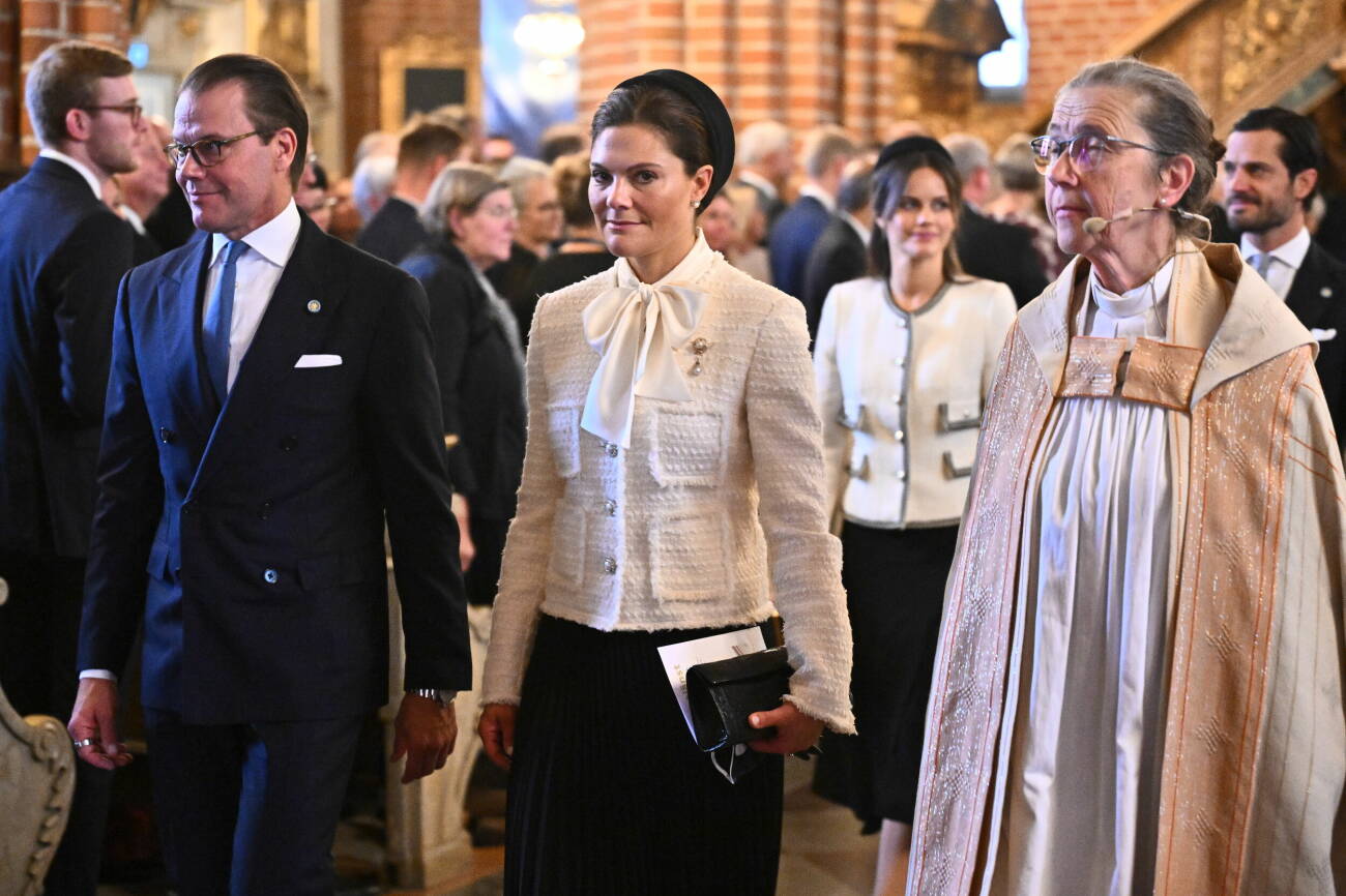 Kronprinsessan Victoria, prins Daniel och Kristina Ljunggren under gudstjänsten i Storkyrkan vid Riksmötet 2023