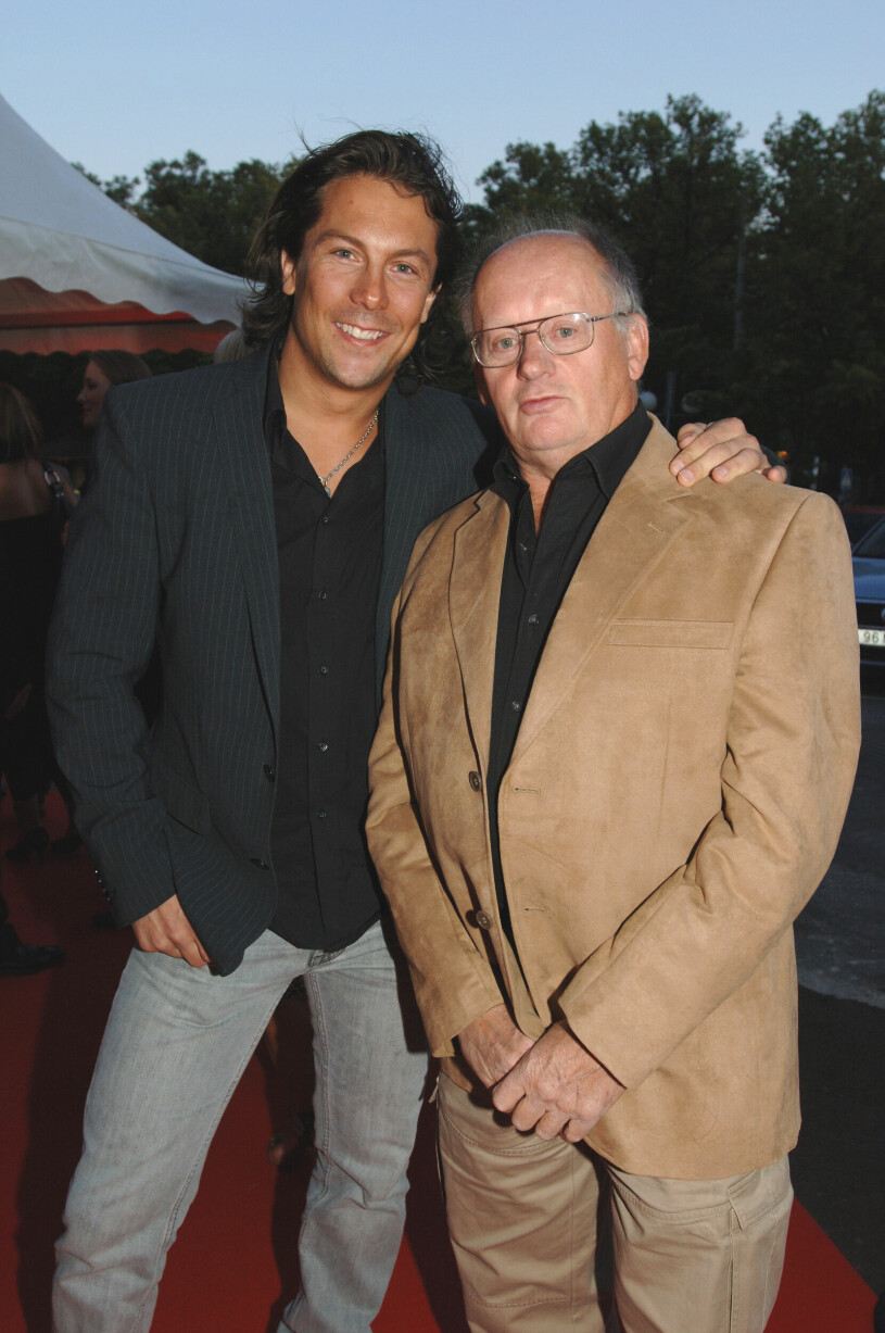 Mats och Willy blev mycket folkkära profiler under åren som Bygglov sändes. Mats "Matte" Carlsson och Willy Björkman - Bygglov TV4-Fest på Circkus i Stockholm 2006