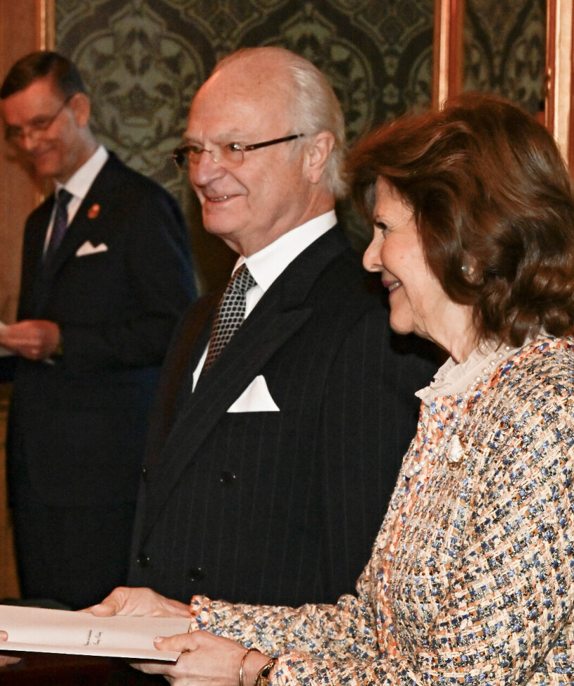 Teamwork på Stockholms slott. Kungen och drottning Silvia vid medaljutdelning 2023